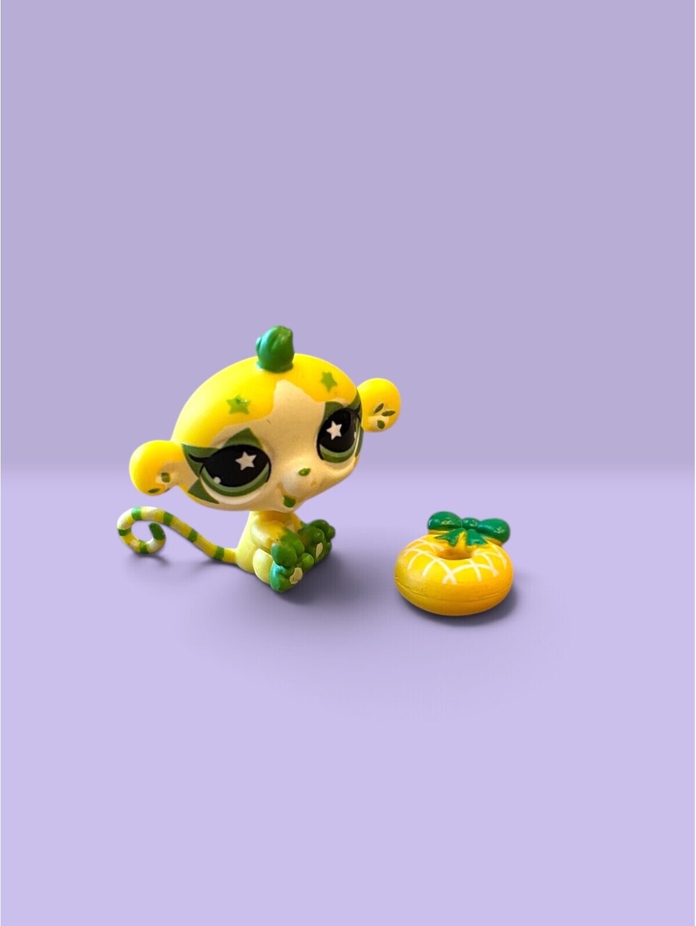 Littlest Pet Shop LPS Sweet N Sour Monkey Kiwi #374 with Donut Accessory